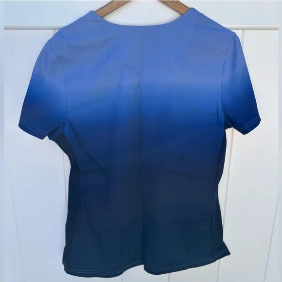 Women's Koi Lite Ombre Blue Scrub Top Size M - Picture 3 of 5